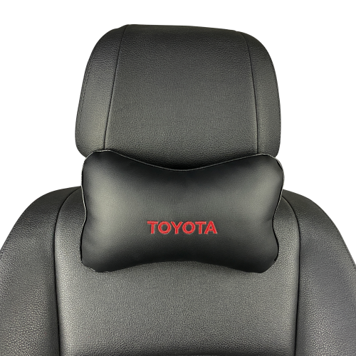 Подушки под шею Подушка под шею черная с вышивкой Toyota text